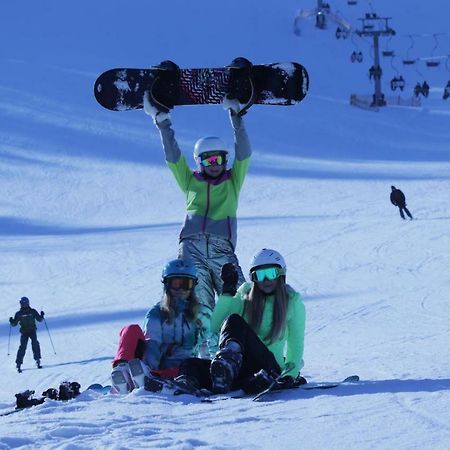 Pensjonat Laworta Ski Ustrzyki Dolne Kültér fotó